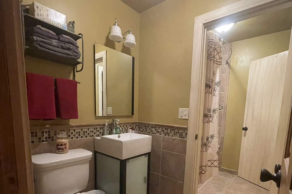 Photo of Bathroom in La Salle