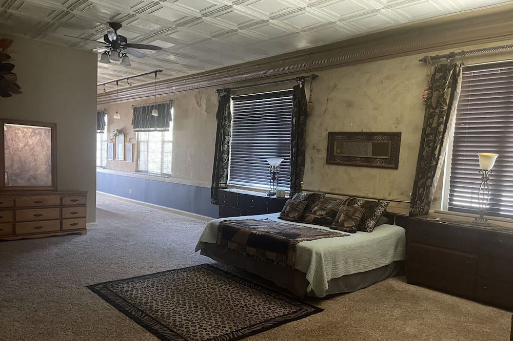 Photo of Bedroom in La Salle