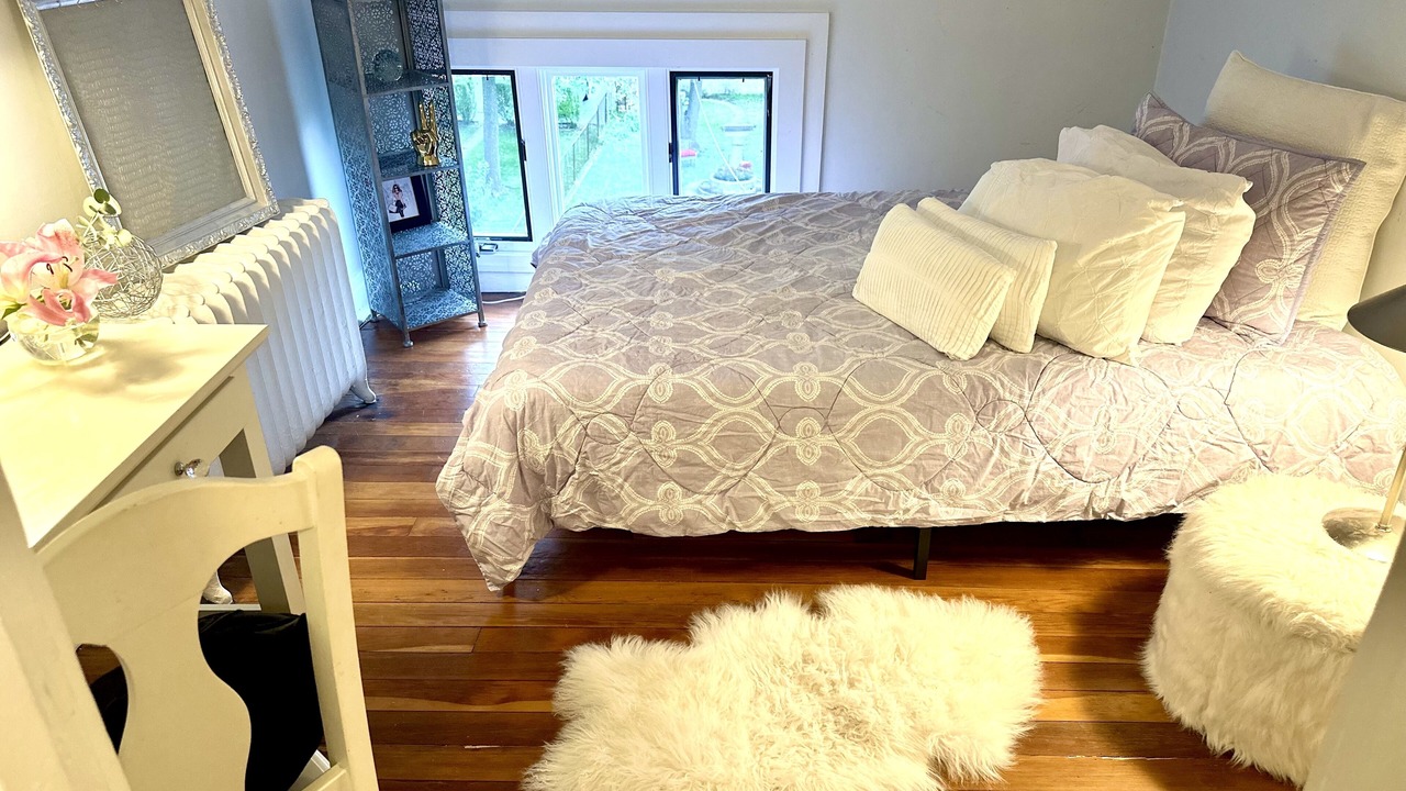 Photo of Bedroom in Wilmette