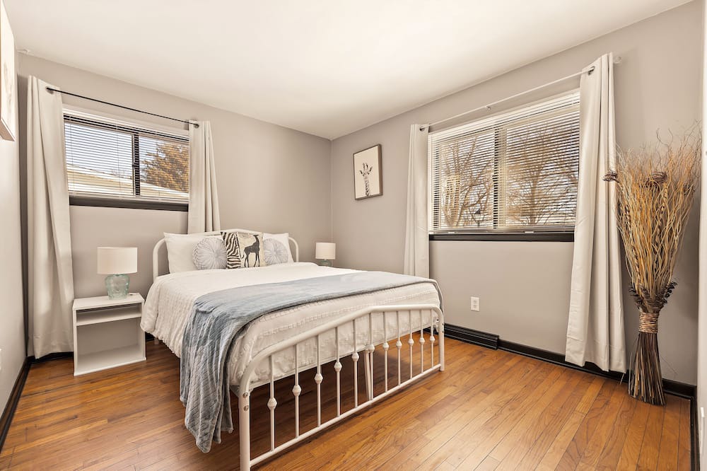 Photo of Bedroom in Yorkville