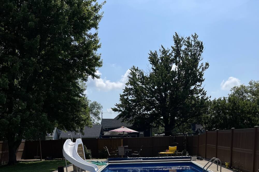 Photo of Outdoor in Marshall