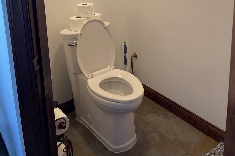 Photo of Bathroom in Marshall