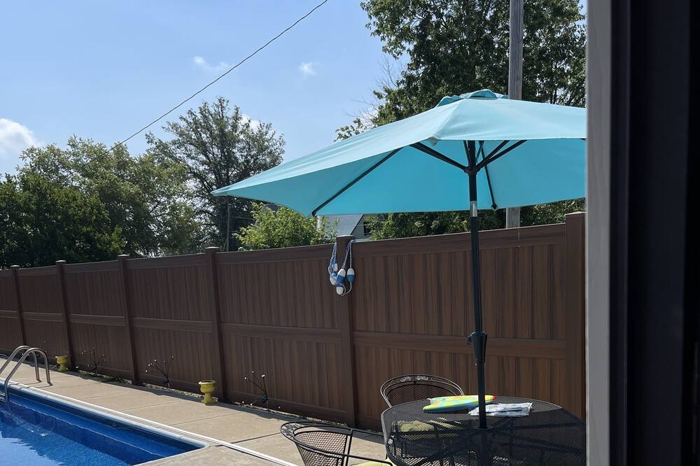 Photo of Outdoor in Marshall