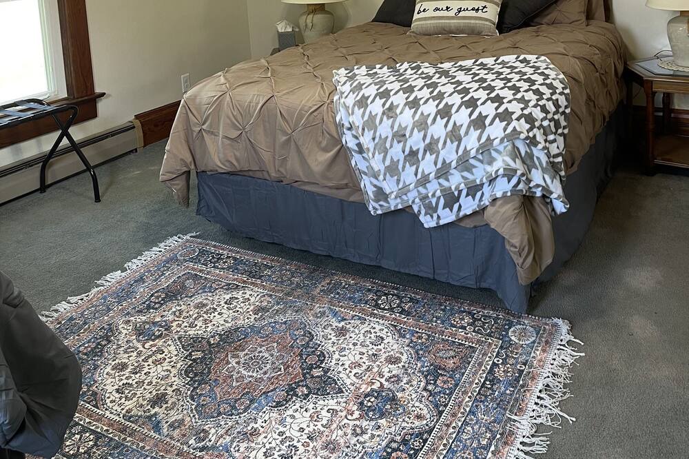 Photo of Bedroom in Marshall