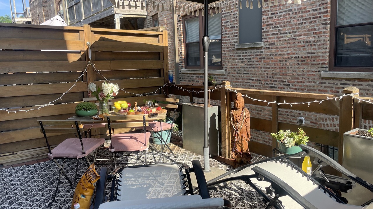 Photo of Outdoor in Woodlawn