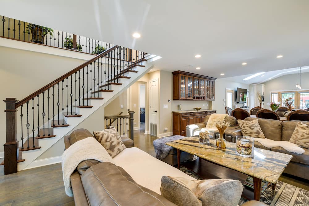 Photo of Livingroom in Des Plaines