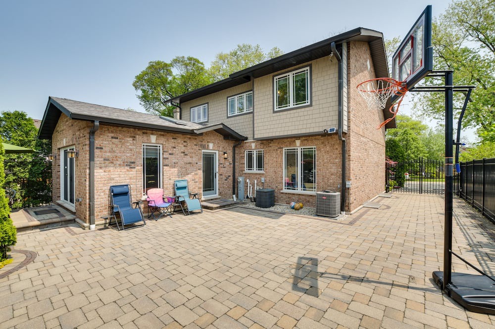 Photo of Patio Balcony in Des Plaines