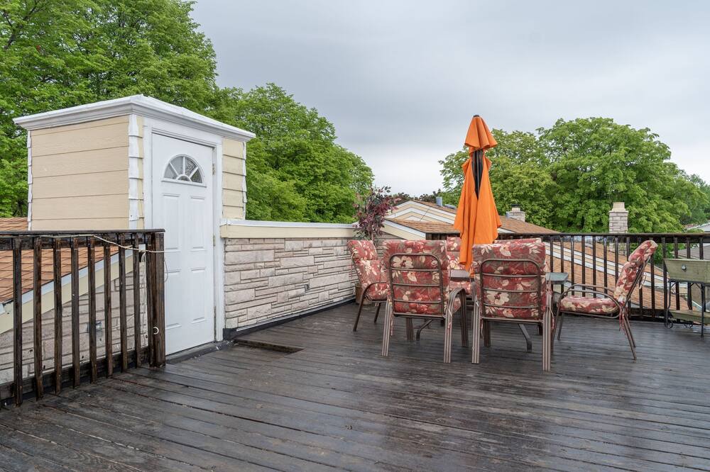 Photo of Outdoor in Beverly