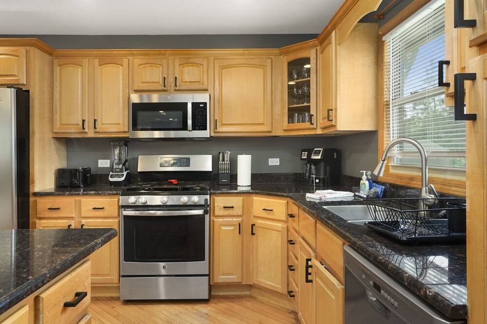 Photo of Kitchen in Elk Grove Village