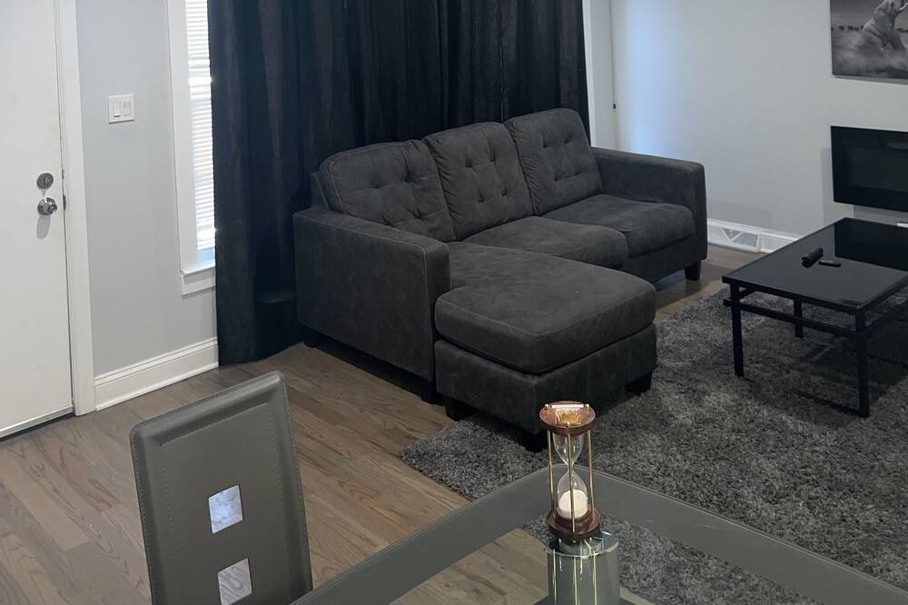 Photo of Livingroom in Chatham