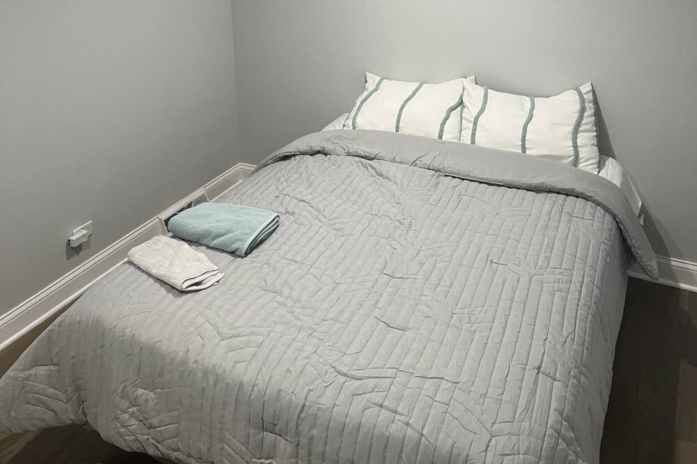 Photo of Bedroom in Chatham