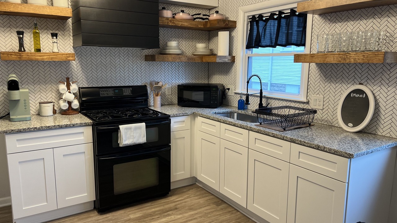 Photo of Kitchen in DeKalb