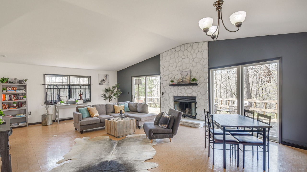 Photo of Livingroom in Putnam