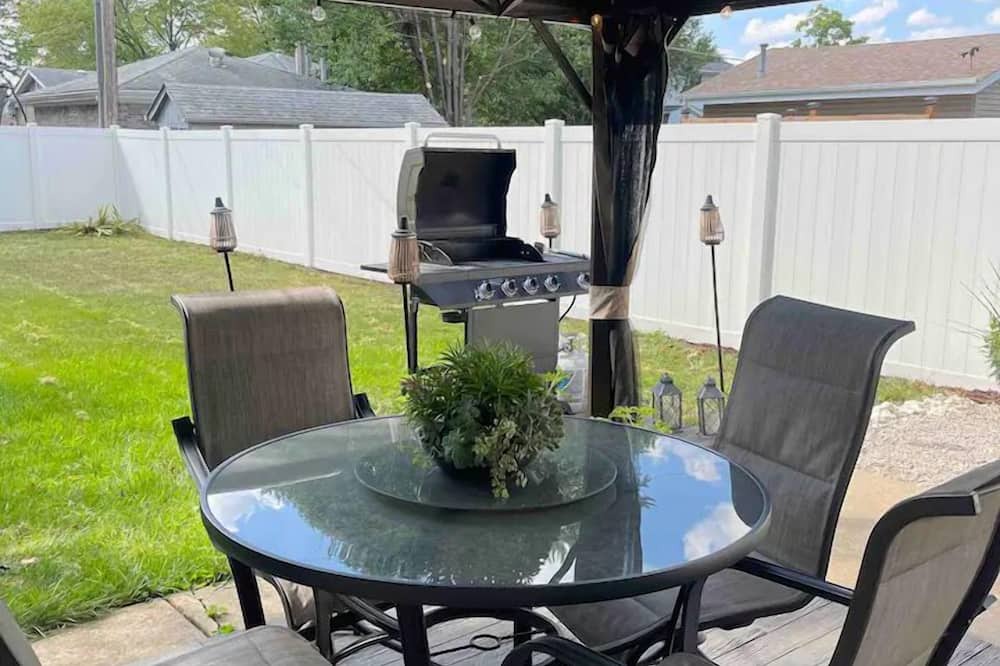 Photo of Patio Balcony in Palos Heights