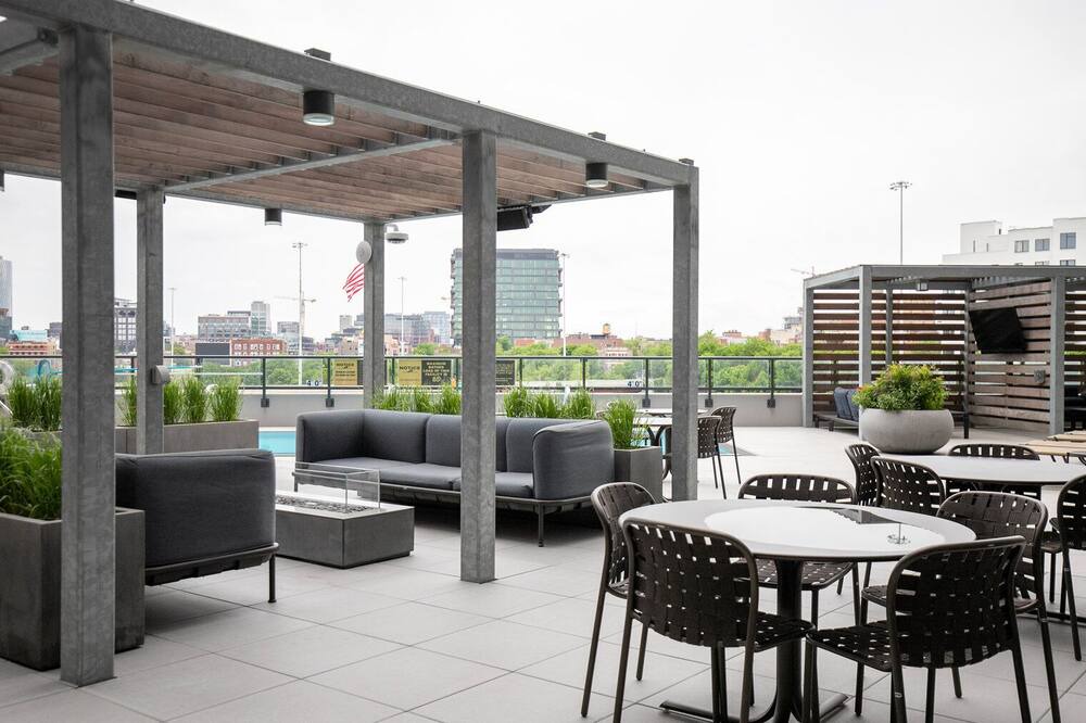 Photo of Outdoor in River West