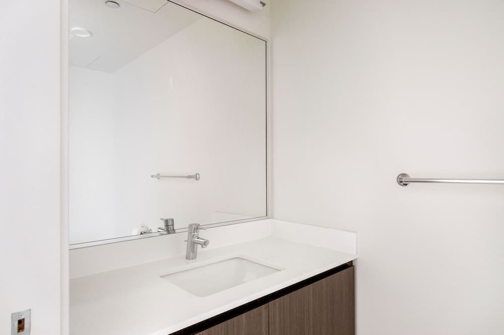 Photo of Bathroom in River West
