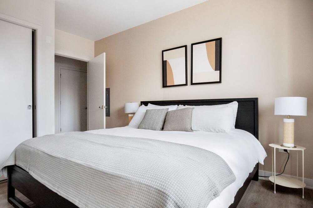 Photo of Bedroom in River West