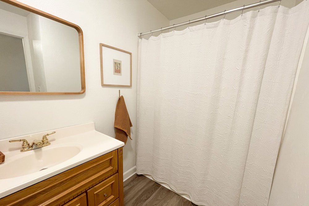 Photo of Bathroom in Carterville