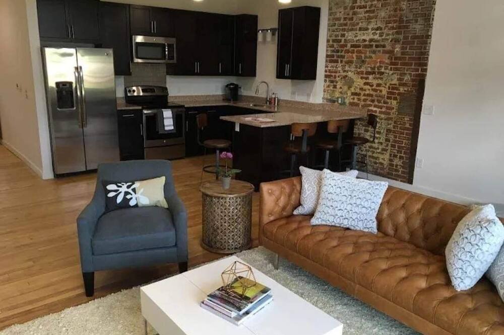 Photo of Livingroom in Marshall