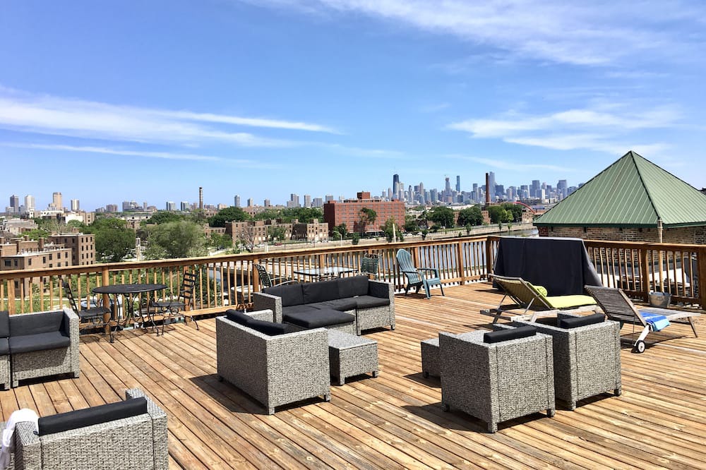 Photo of Outdoor in Bucktown