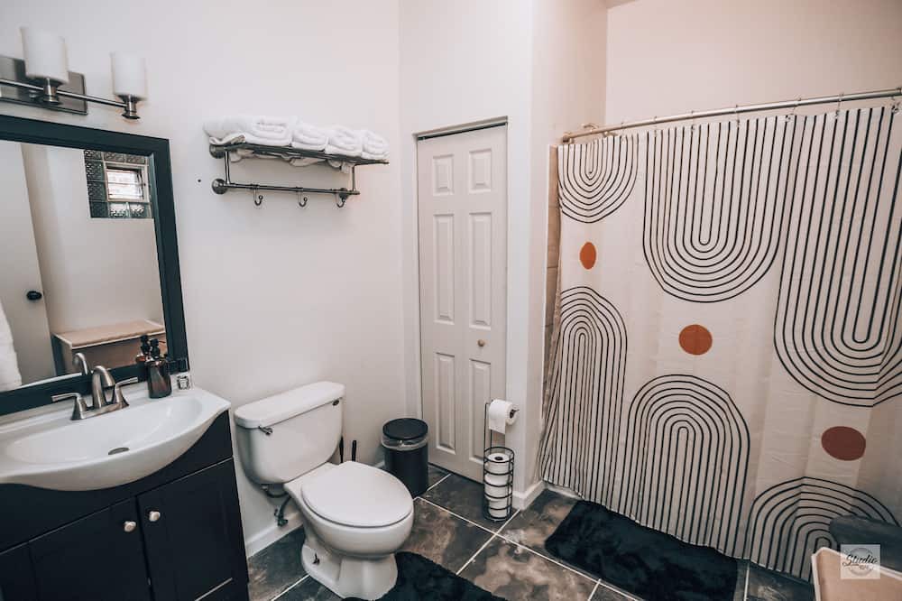 Photo of Bathroom in Pulaski Park