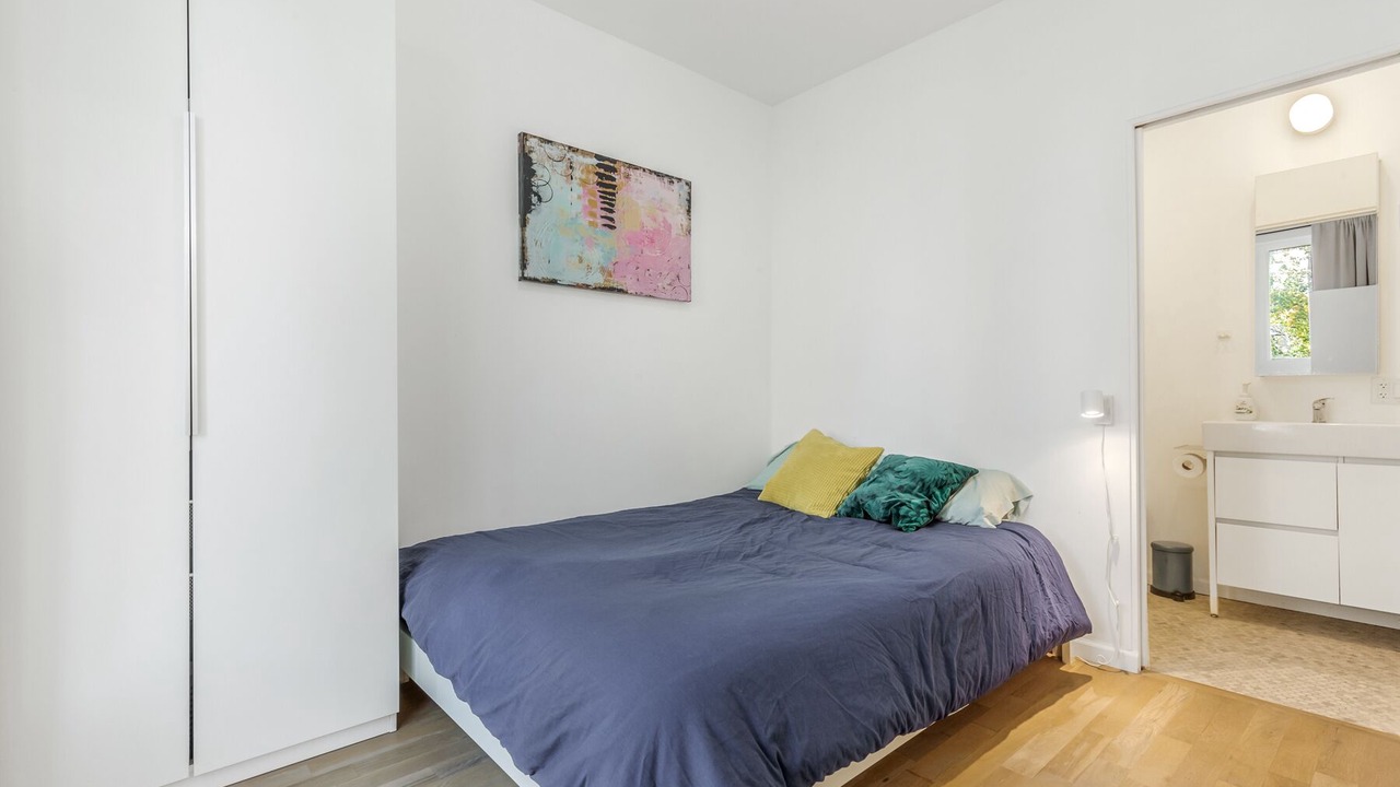 Photo of Bedroom in West Town