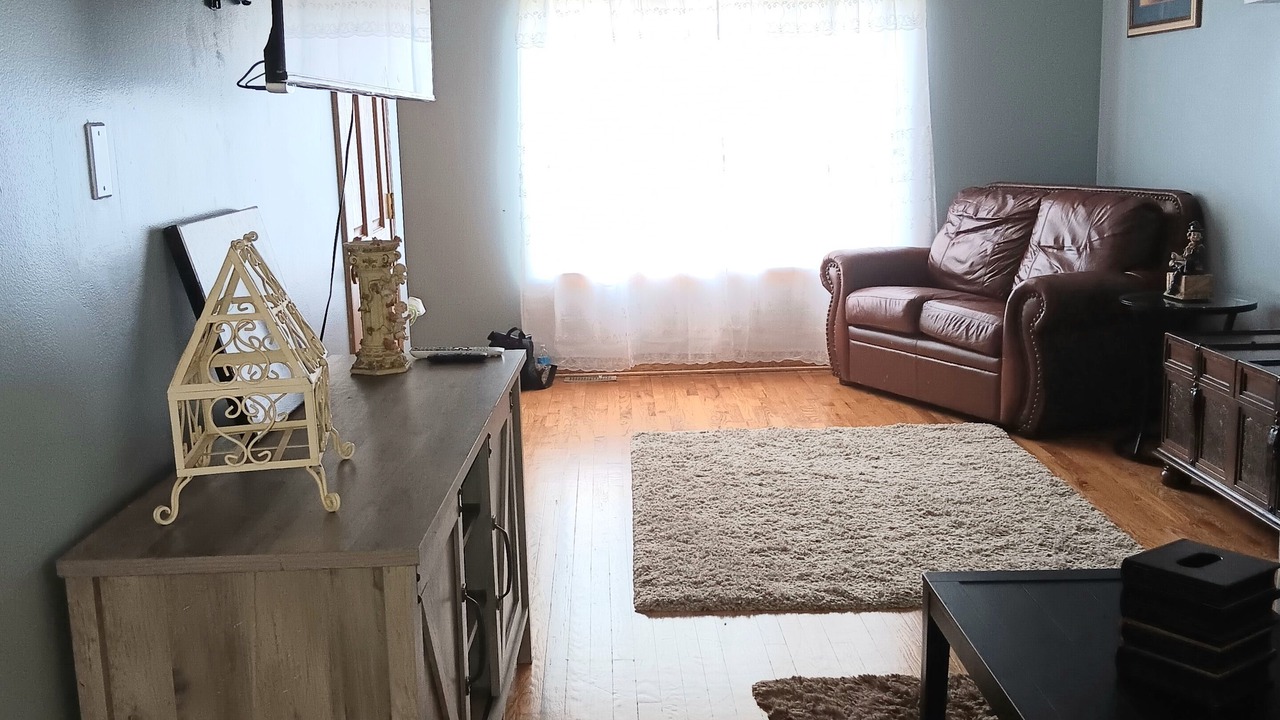 Photo of Livingroom in Blue Island