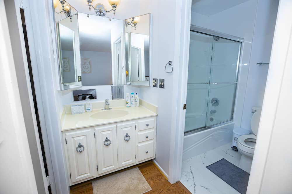 Photo of Bathroom in Vernon Hills