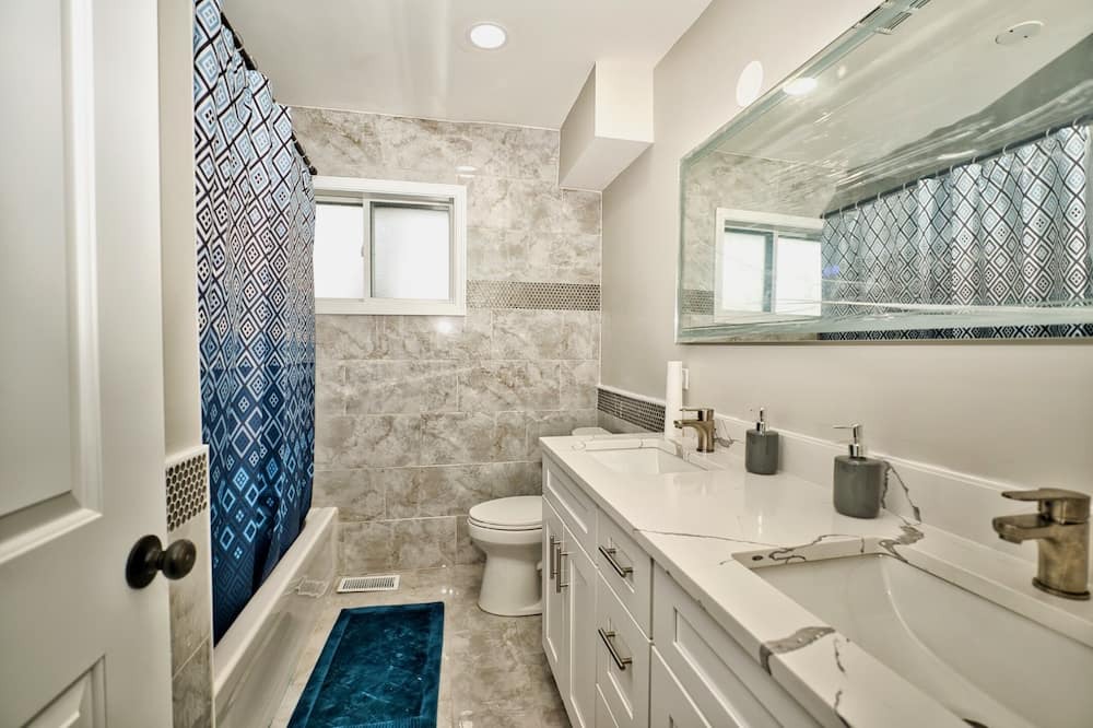 Photo of Bathroom in Skokie