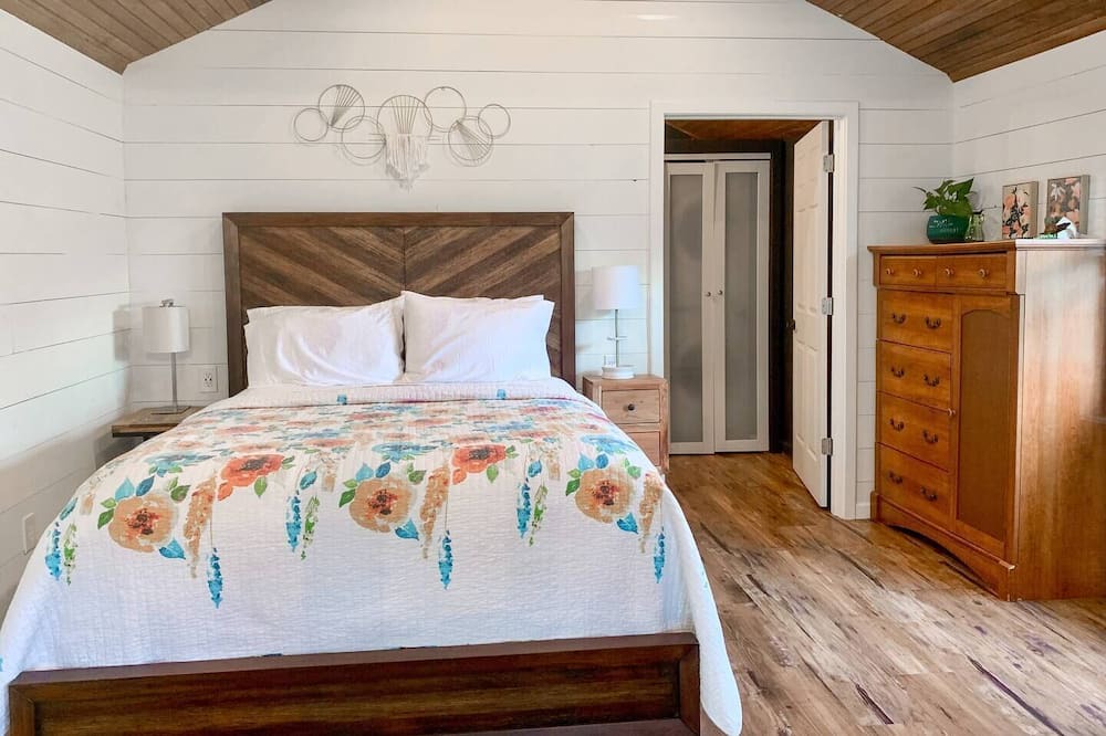 Photo of Bedroom in Marion