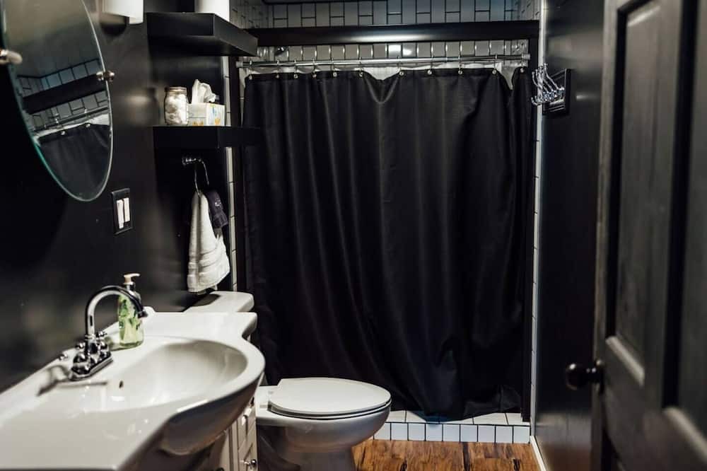 Photo of Bathroom in Marion