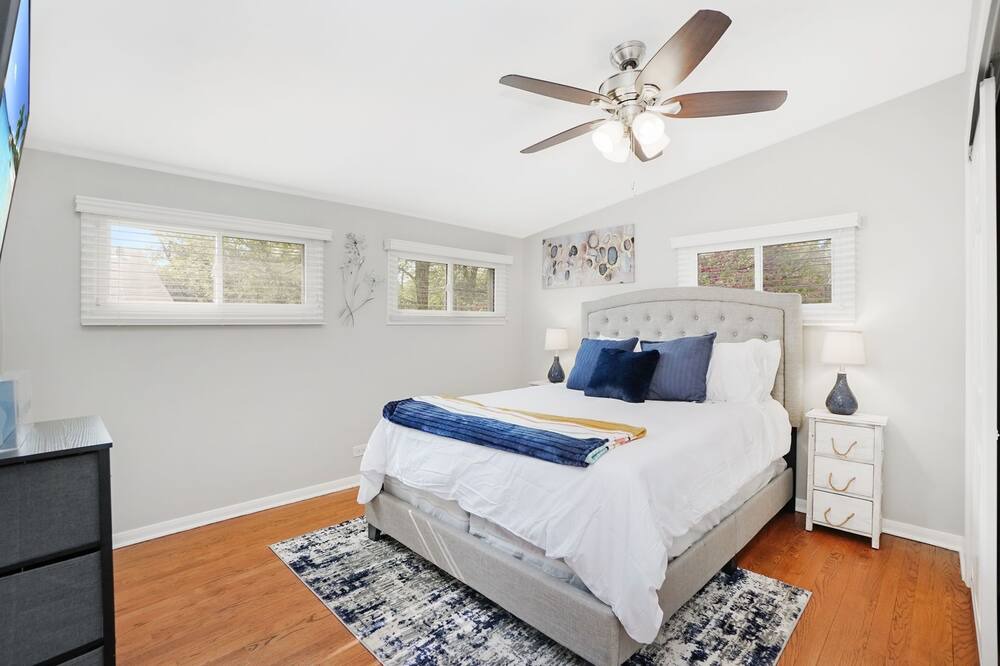 Photo of Bedroom in Northbrook