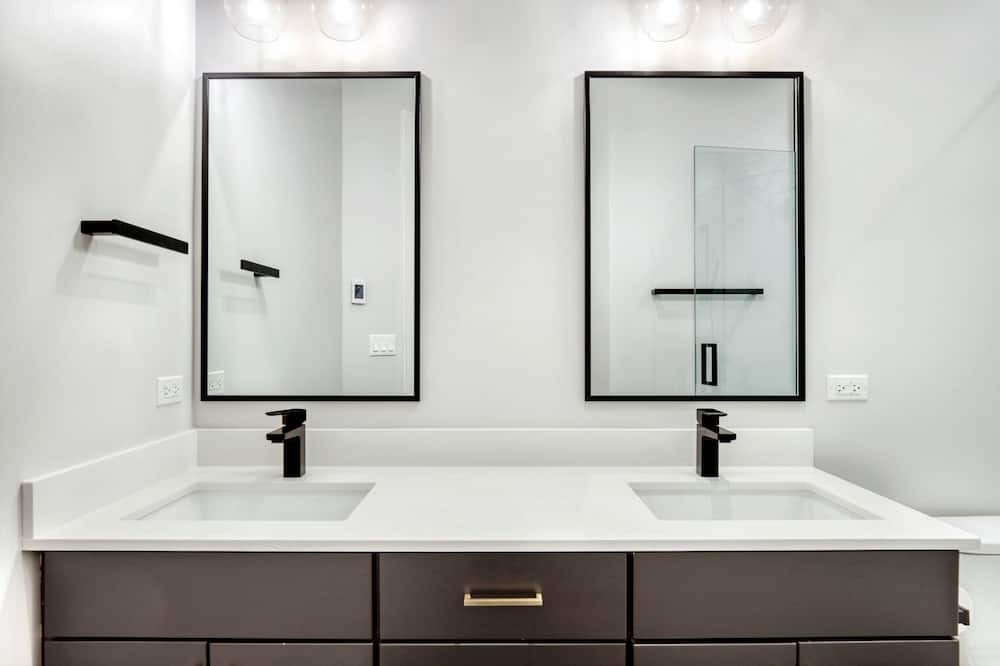 Photo of Bathroom in Bucktown