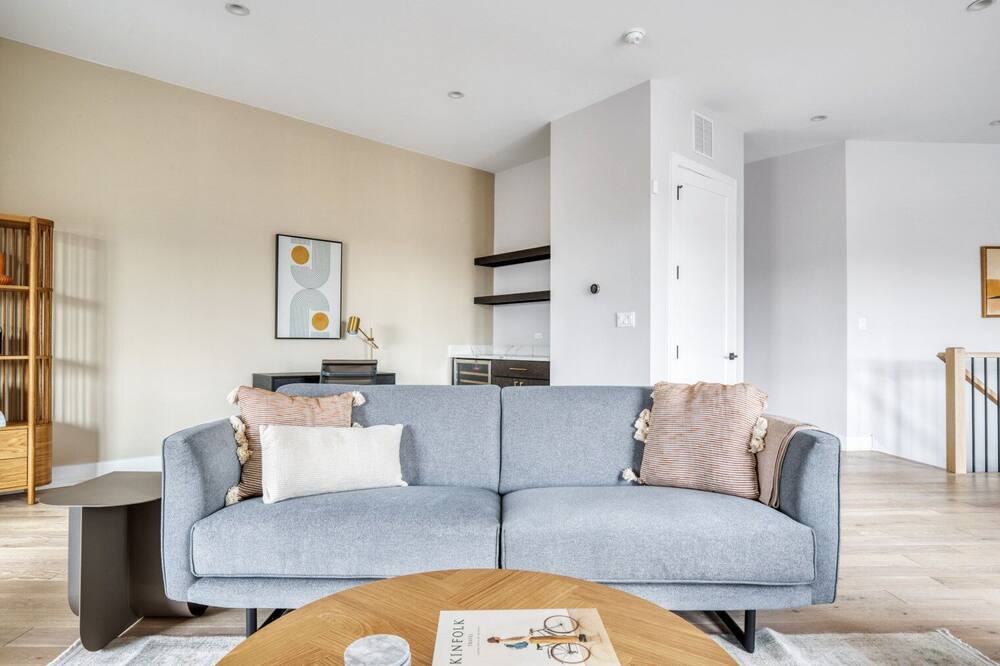 Photo of Livingroom in Bucktown