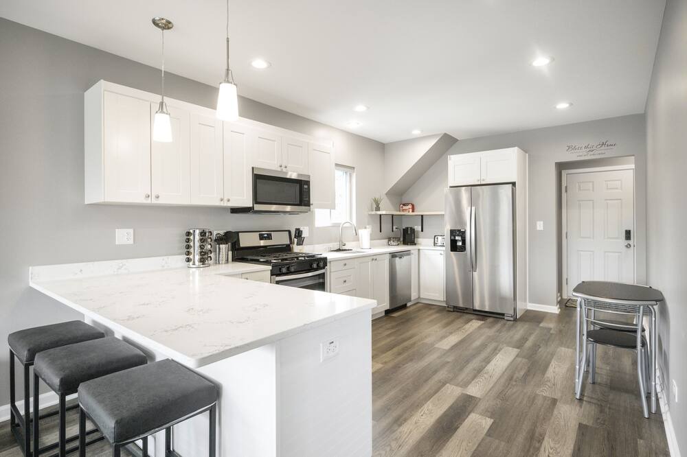 Photo of Kitchen in Bensenville