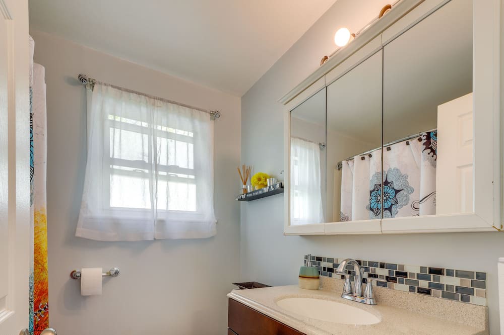 Photo of Bathroom in Chatham
