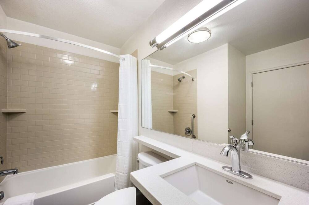 Photo of Bathroom in Warrenville
