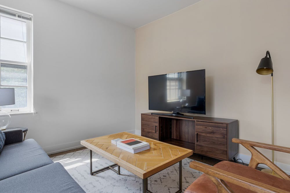 Photo of Livingroom in Uptown