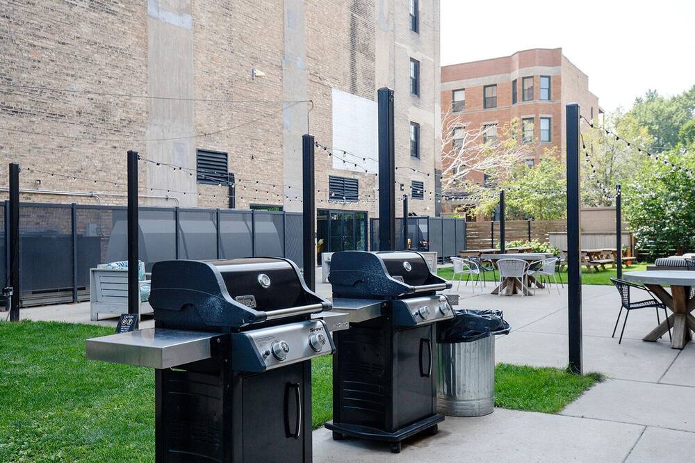 Photo of Outdoor in Uptown