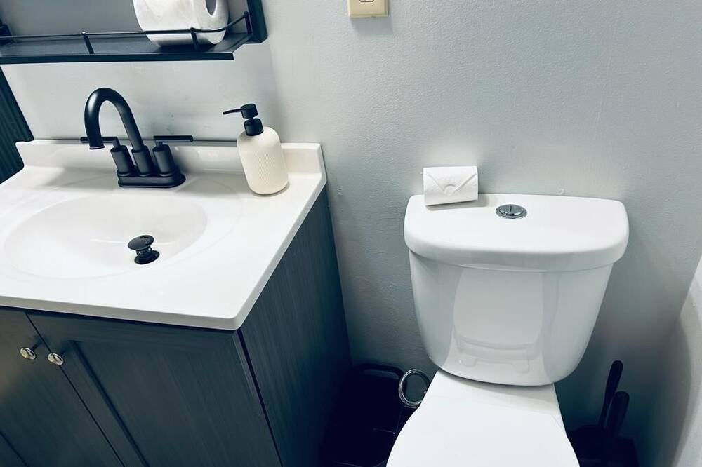 Photo of Bathroom in DeKalb