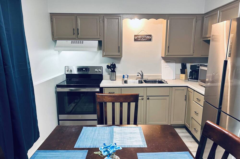 Photo of Kitchen in DeKalb