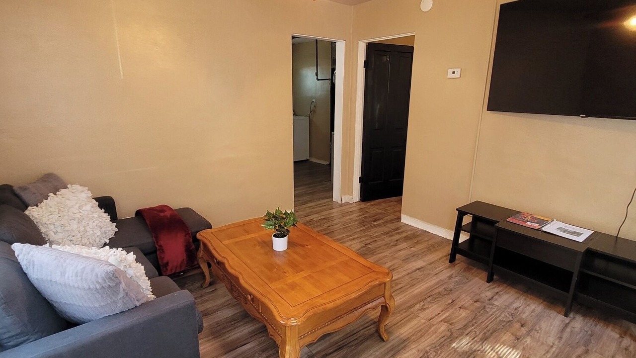 Photo of Livingroom in Rock Island