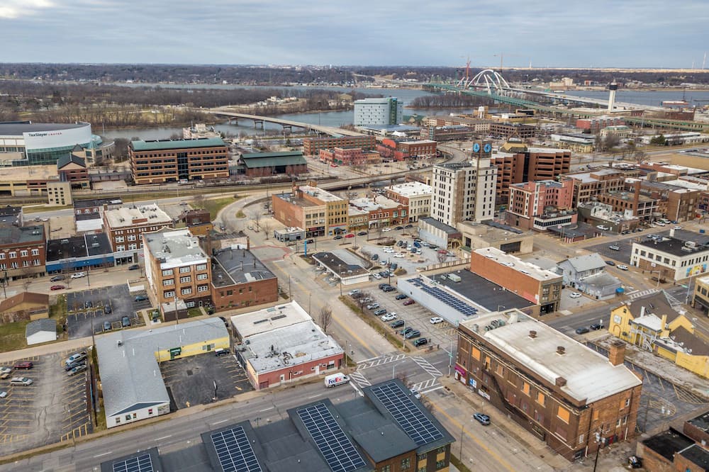 Photo of Outdoor in Moline