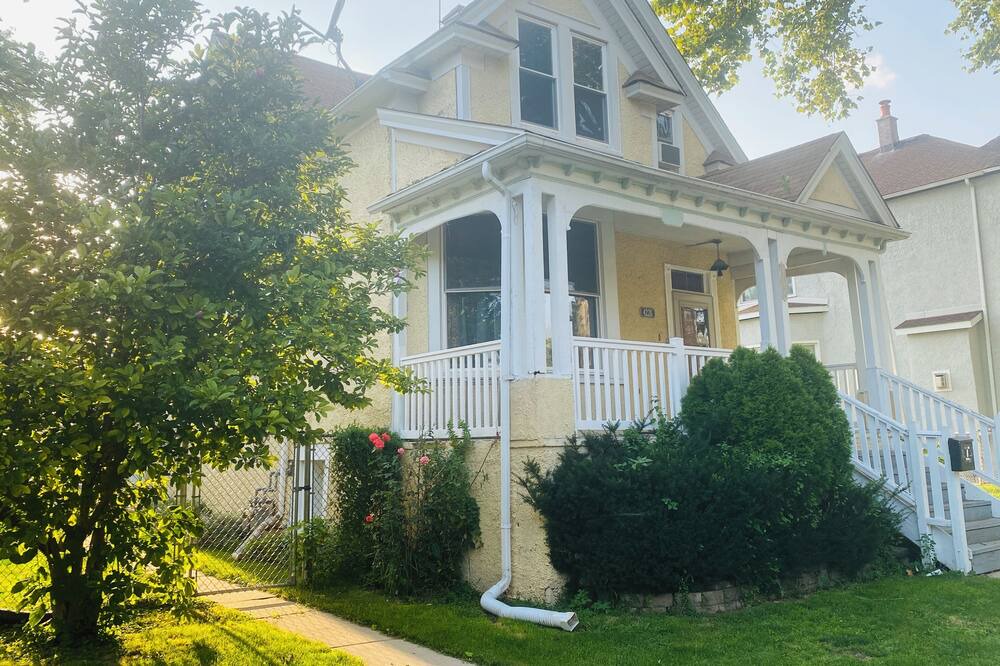 Photo of Outdoor in Brookfield