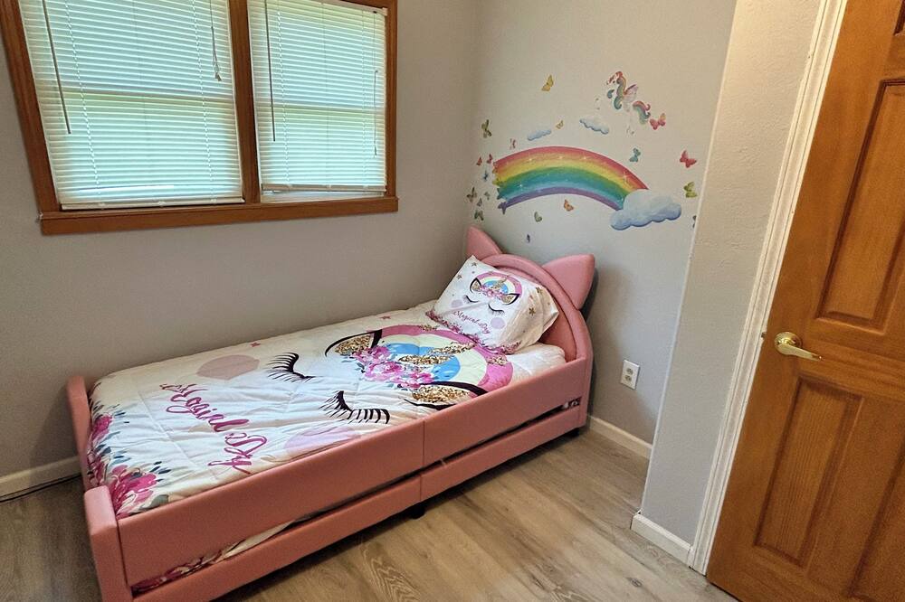 Photo of Bedroom in Charleston
