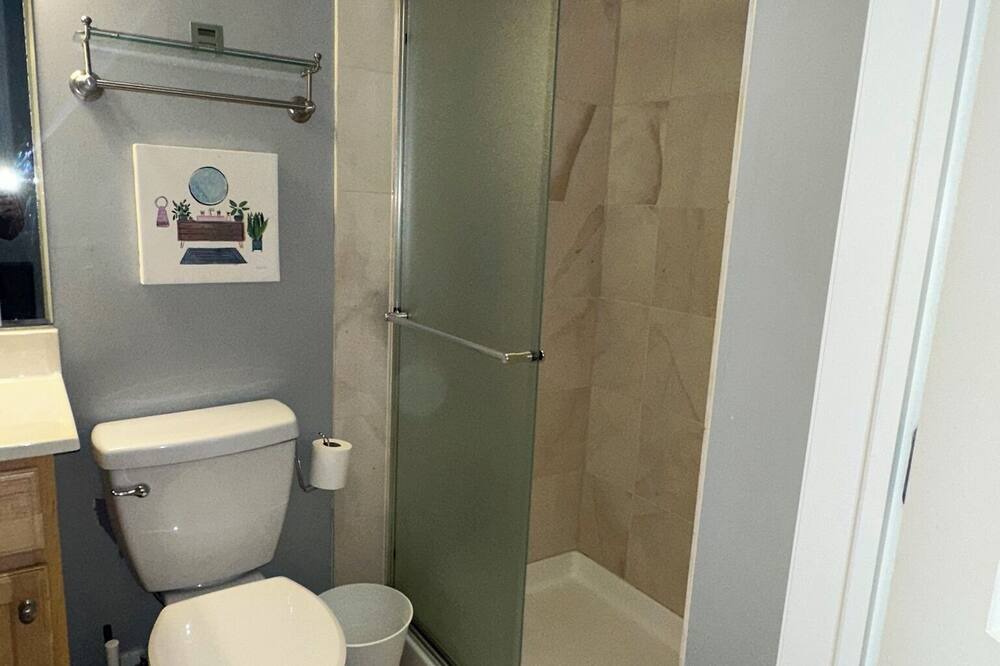Photo of Bathroom in Tri-Taylor