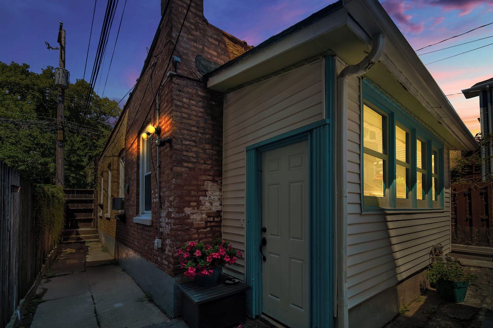 Photo of Outdoor in West Bucktown