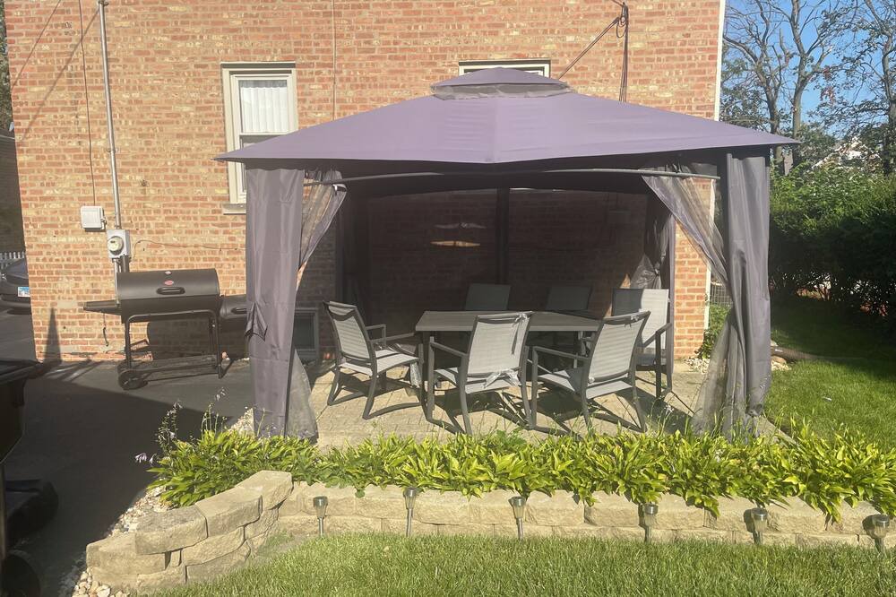 Photo of Outdoor in Broadview