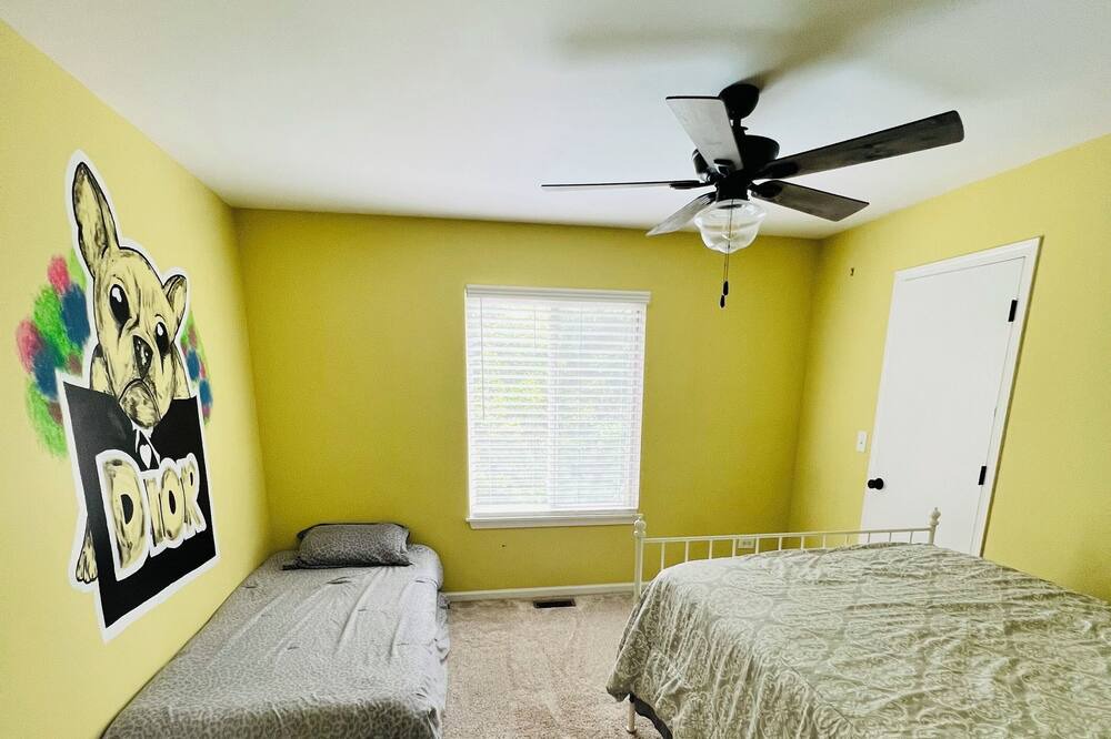 Photo of Bedroom in Fox Valley
