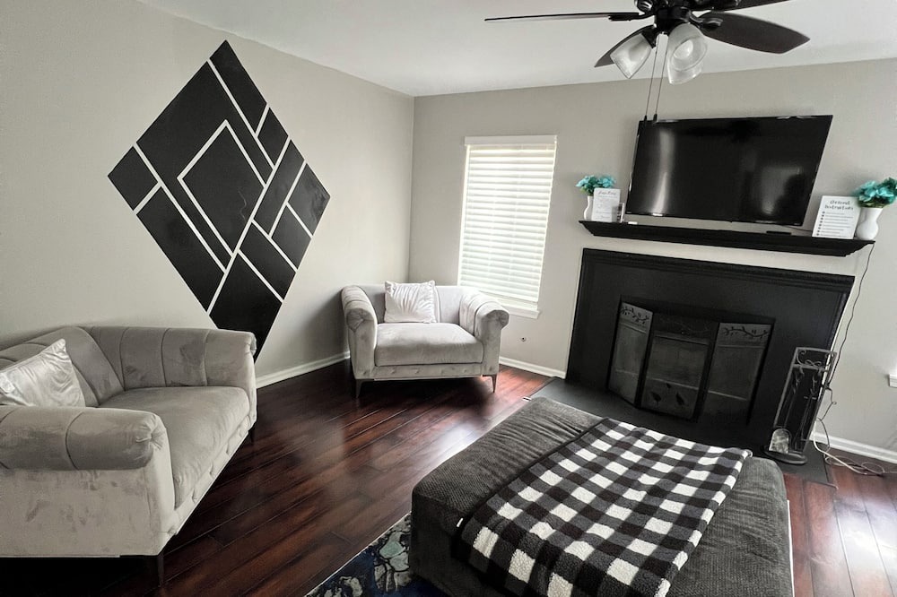 Photo of Bedroom in Fox Valley